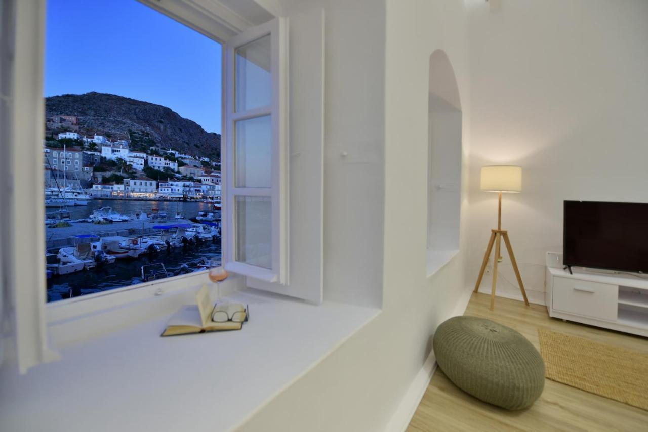 Hydra Hospitality Port Apartment Экстерьер фото